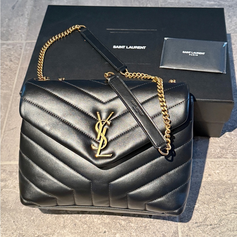 Saint Laurent Loulou Small Black Leather Shoulder Bag